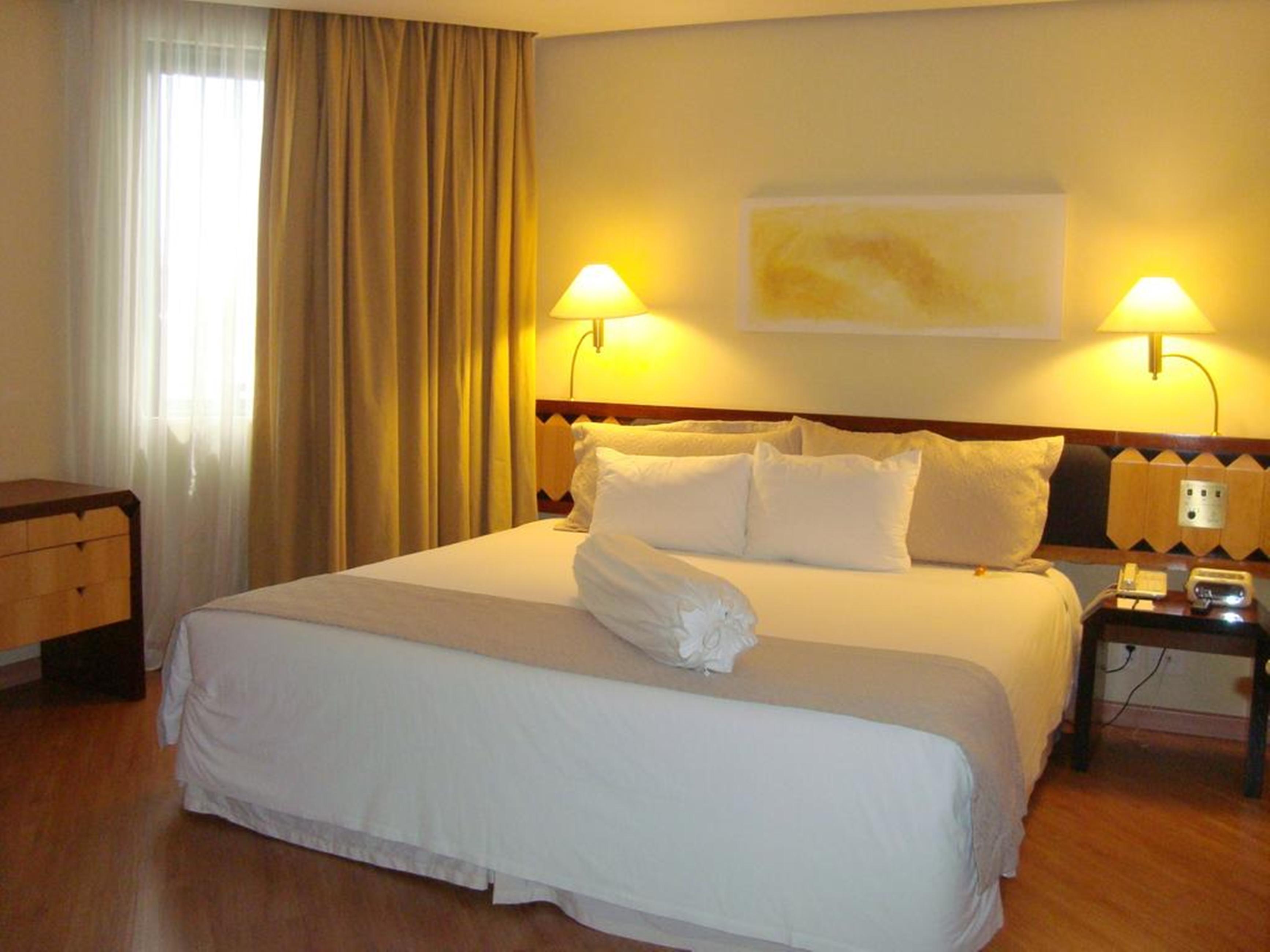 Golden Tower Pinheiros By Fenix Hoteis Sao Paulo Bagian luar foto